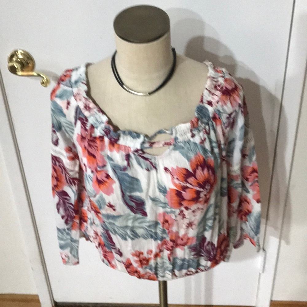 NWT AMERICAN RAG FLORAL OFF THE SHOULDER TOP